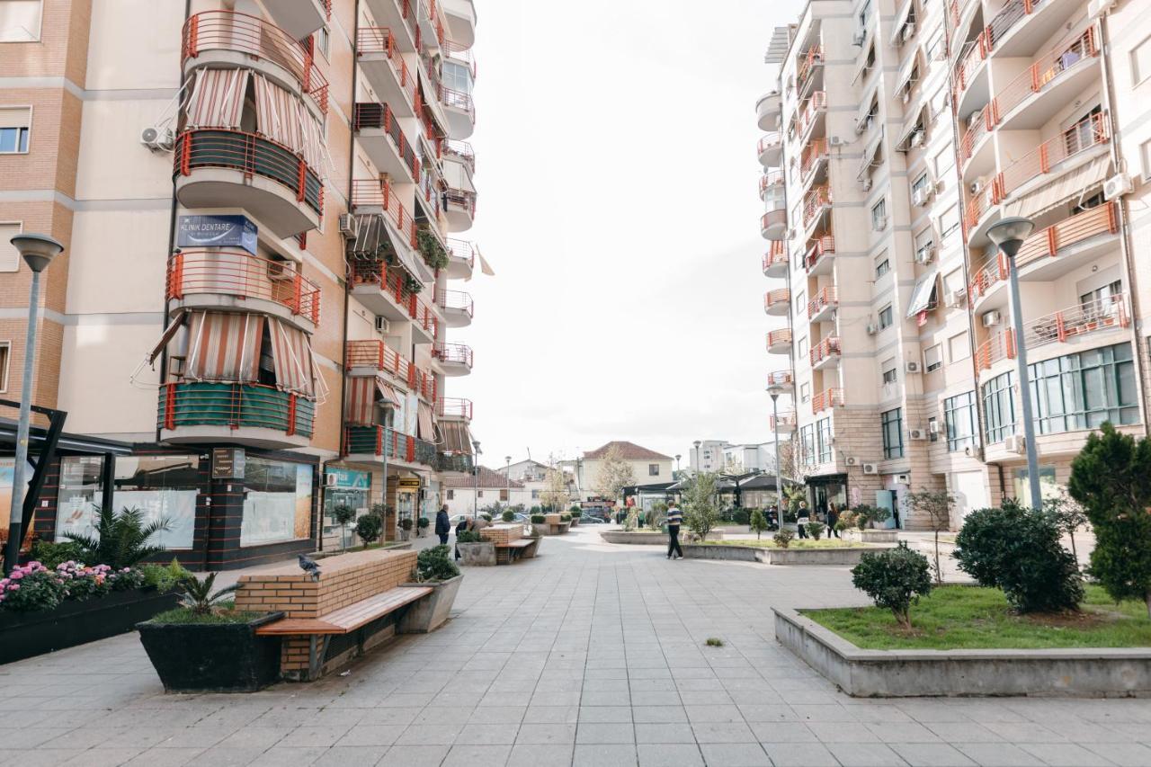 Rs Place 1-Bedroom Apartment Tirana Exterior photo